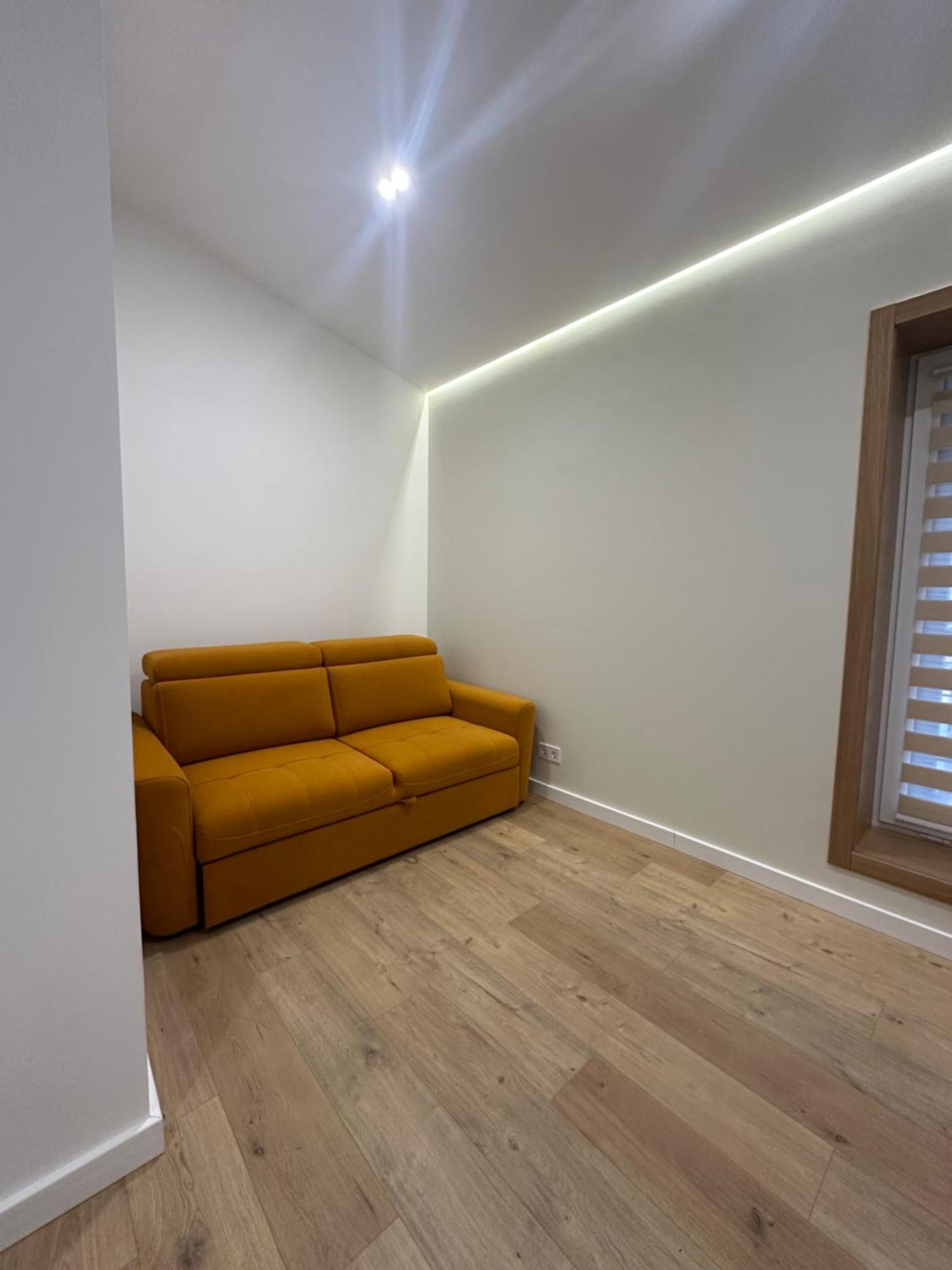 Apartment Suite Mukachevo Exterior photo